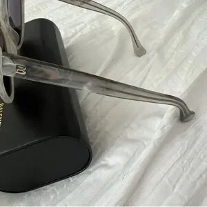Balenciaga | Accessories | Balenciaga Womens Marble Gray  display picture 1